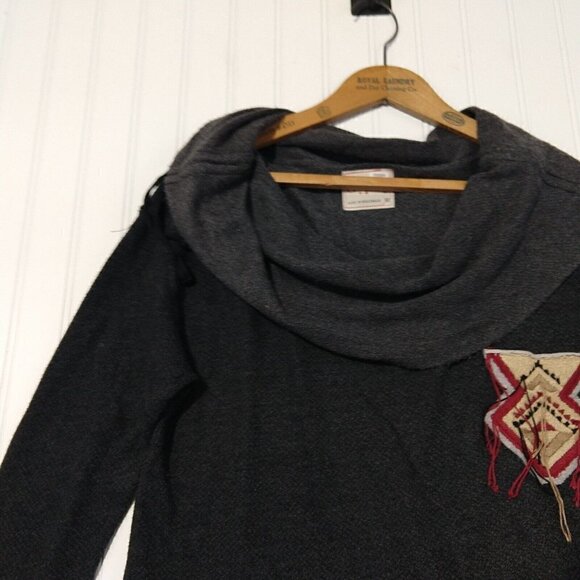 Gypsy 05 Cowl Neck Pullover Sweater Size M Gray Embellished Aztec Long Sleeve - Picture 3 of 9